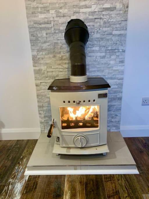 Unique Restored Barn With Stove Holiday home Killybegs